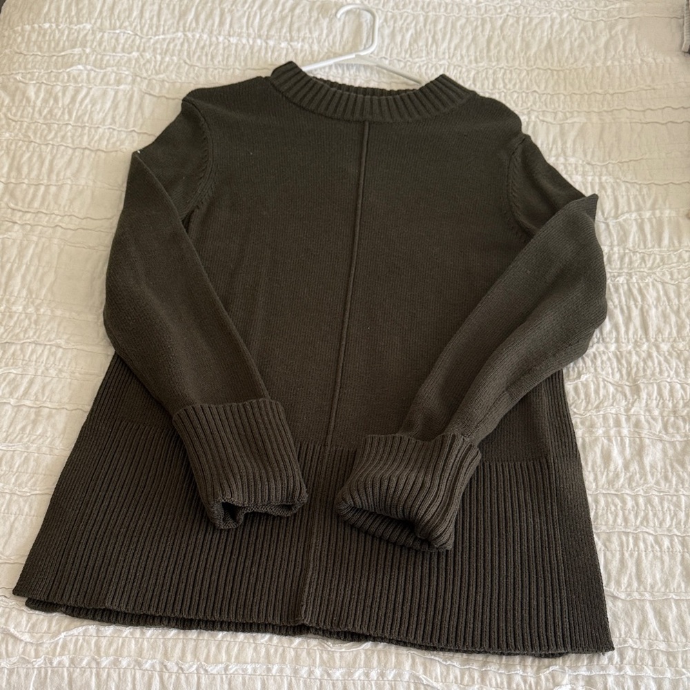 Elegant Black Crew Neck Sweater